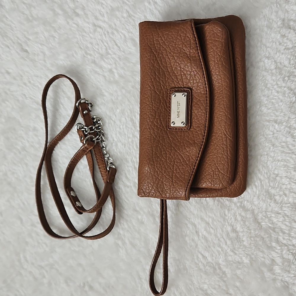 Nine West Crossbody Purse Convertible Wristlet Bag Brown Detachable Strap - Picture 12 of 12